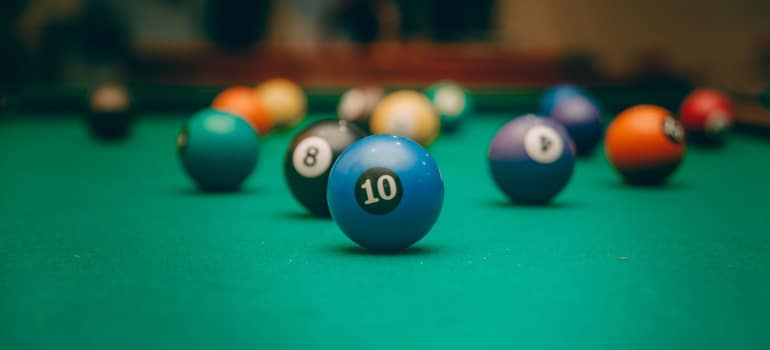 pool balls on the pool table