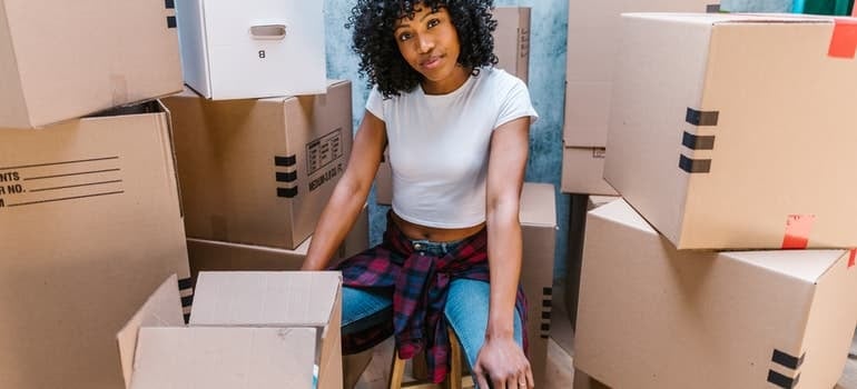 handle clutter when moving