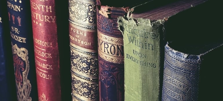 Picture of antique books 
