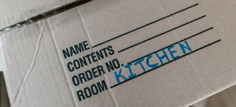 Boxes to label while preparing for your relocation to Hollywood