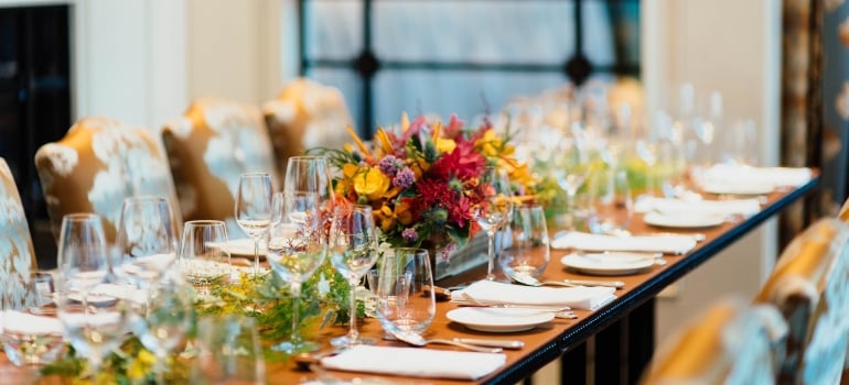 Decorated table with flowers 