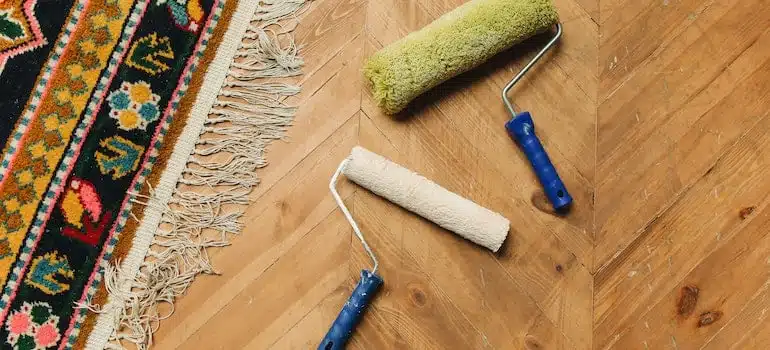 Pain rollers on the floor