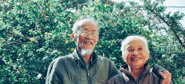 An elderly couple advising to spend your retirement in Fort Lauderdale