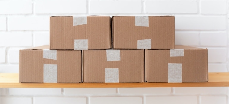 durable cardboard boxes needed for packing expensive lamps and chandeliers for a long-distance move