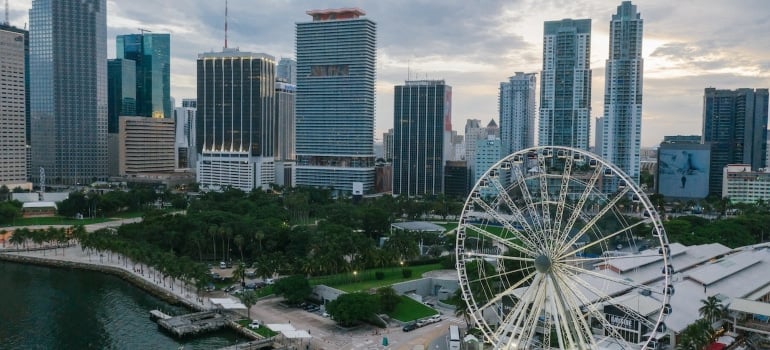 High-rise building and Ferris wheel in Miami, Florida