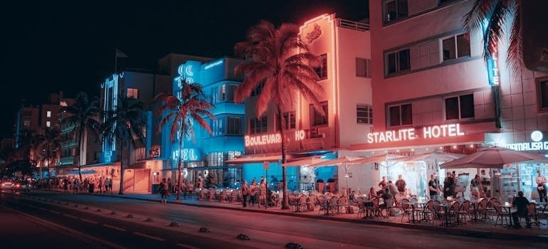 Open Business at Night attracting renters in Miami Beach