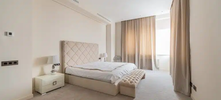 Light Bedroom 