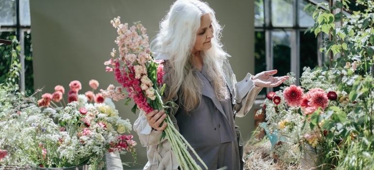 A woman in botanical garden