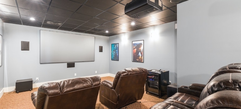 home entertaining systems such as home cinema is one of the top trends in Miami real estate market