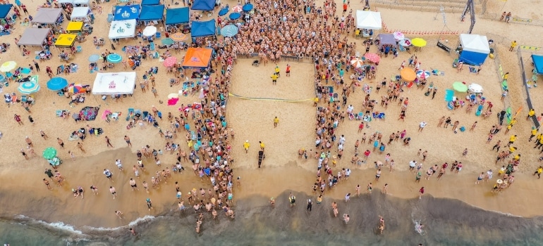 Crowded beach