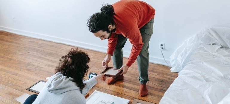 a couple arranging a Coconut Grove apartment