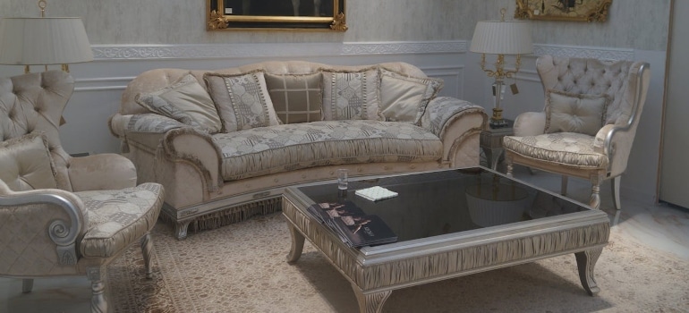 luxury sitting room