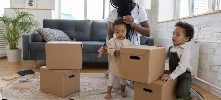 A family moving to Davie, FL, one of the most popular Broward County places to move to in 2024