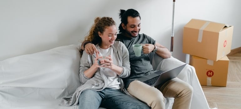 a couple searching the internet for the best places in SOuth Florida to move to with teenagers.