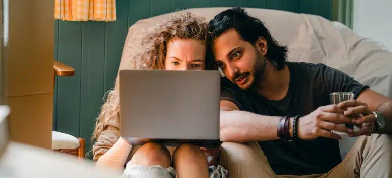 a couple choosing moving services to use when moving form Florida