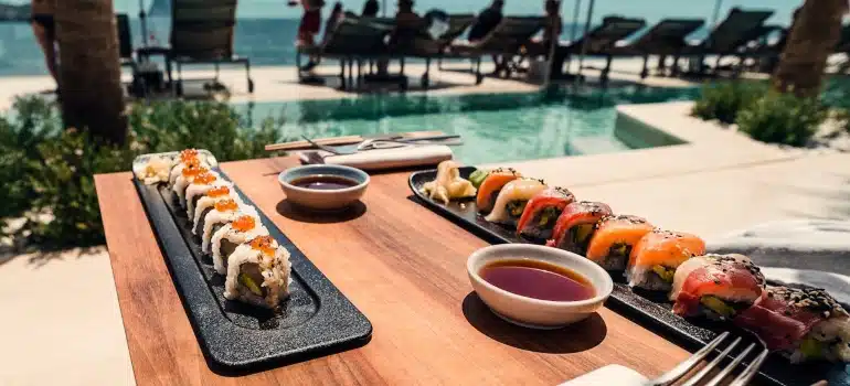 a restaurant near the beach pool