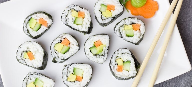 sushi plate