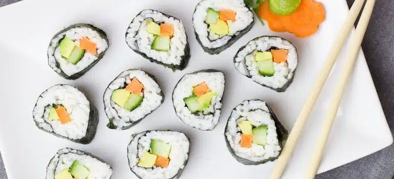 sushi plate
