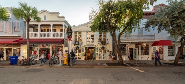 people planning to move to Marathon checking the local shops 