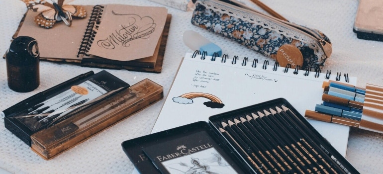Drawing materials for family activities in Coral Springs