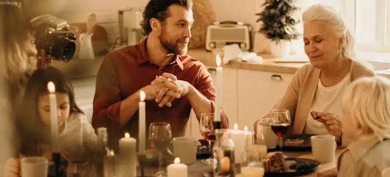 A family eating a Thanksgiving dinner